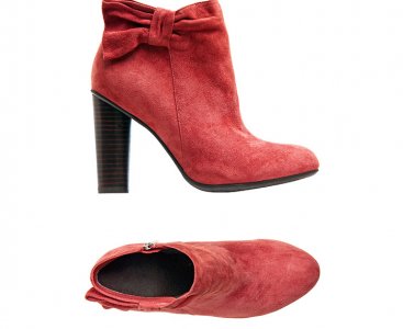 Tassel Red